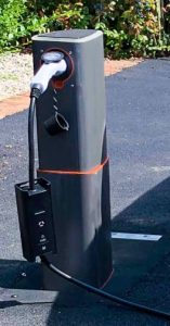 Duku-Electric-Charger connector detail